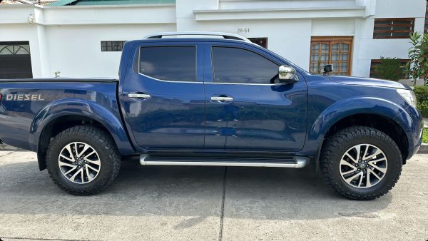 realce nissan np300