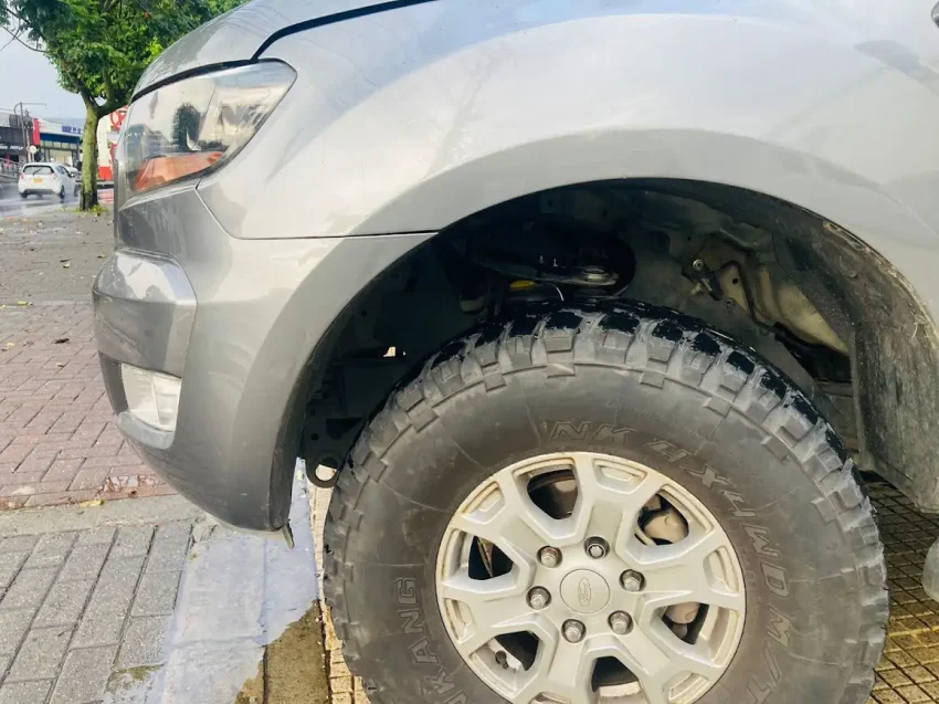 Realces Ford ranger - Imagen 4